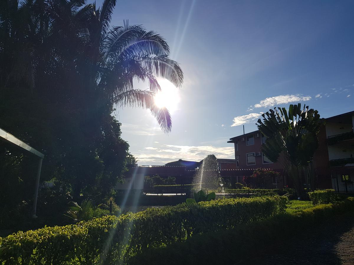 Gran Hotel De Lago - Lago Agrio นวยบาโลฮา ภายนอก รูปภาพ